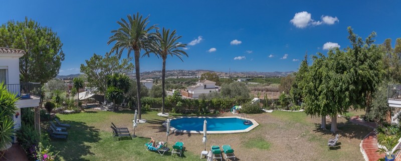 Large Costa del Sol Villa with investment potential